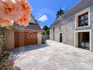  Propriété/château à vendre 8 pièces 285 m²