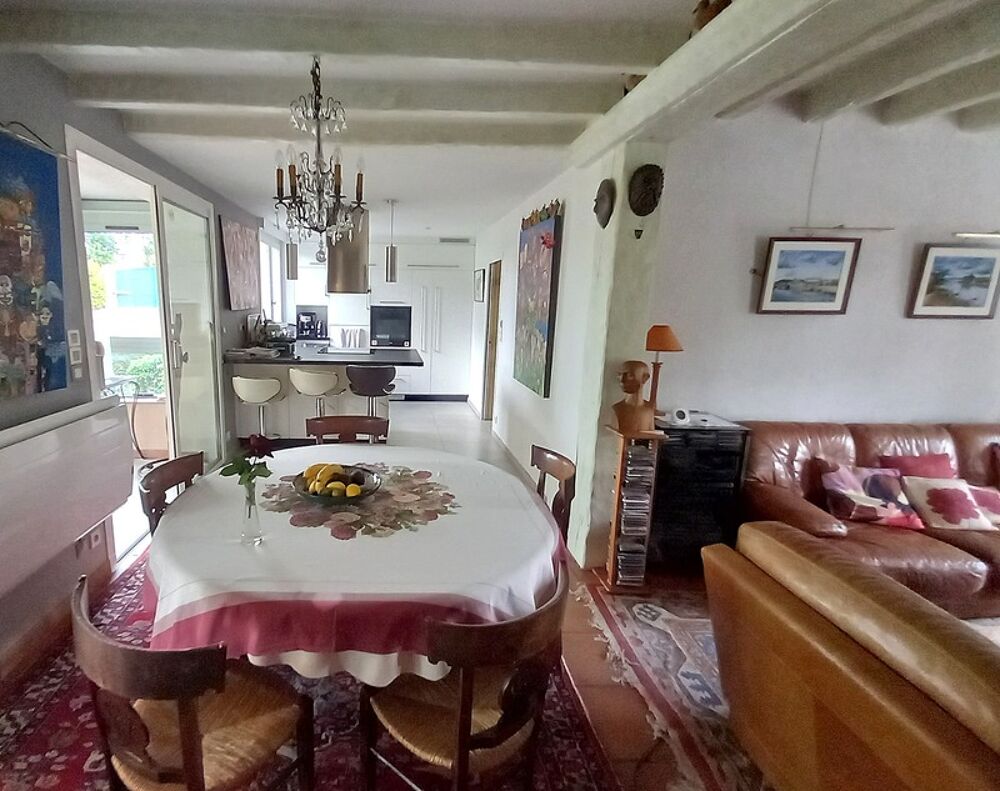 Vente Maison Montigné Le Brillant - Propriété 200m² - 5 chambres - 4800m² - piscine Montigne le brillant