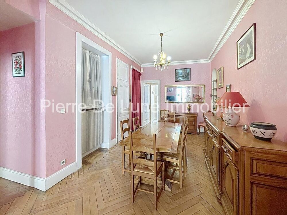 LYON 1ER  MARTINIÈRE Grand T2 de 69 m² 