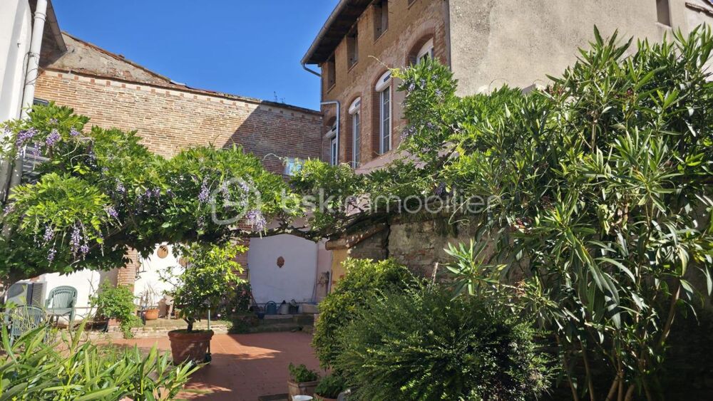 Vente Propriété/Château RABASTENS - Maison en viager dans le centre historique comprenant 3 studios loués Rabastens
