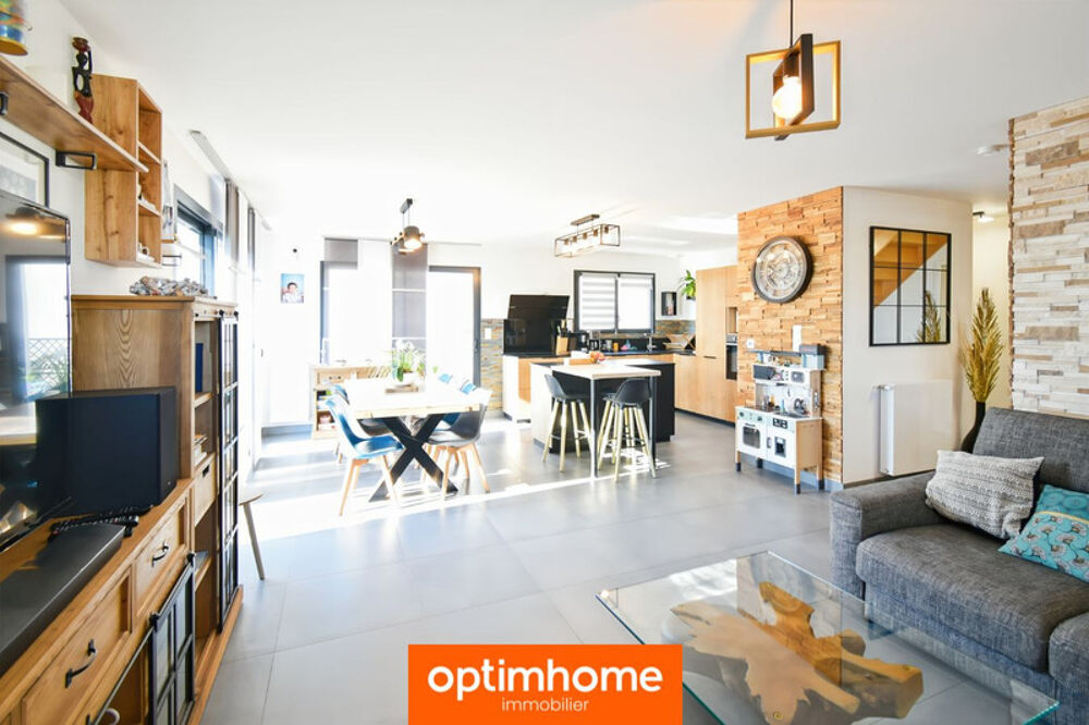 Vente Maison Maison de 131 m²  CREVIN (35) Crevin