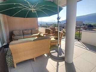  Appartement à vendre 5 pièces 138 m²