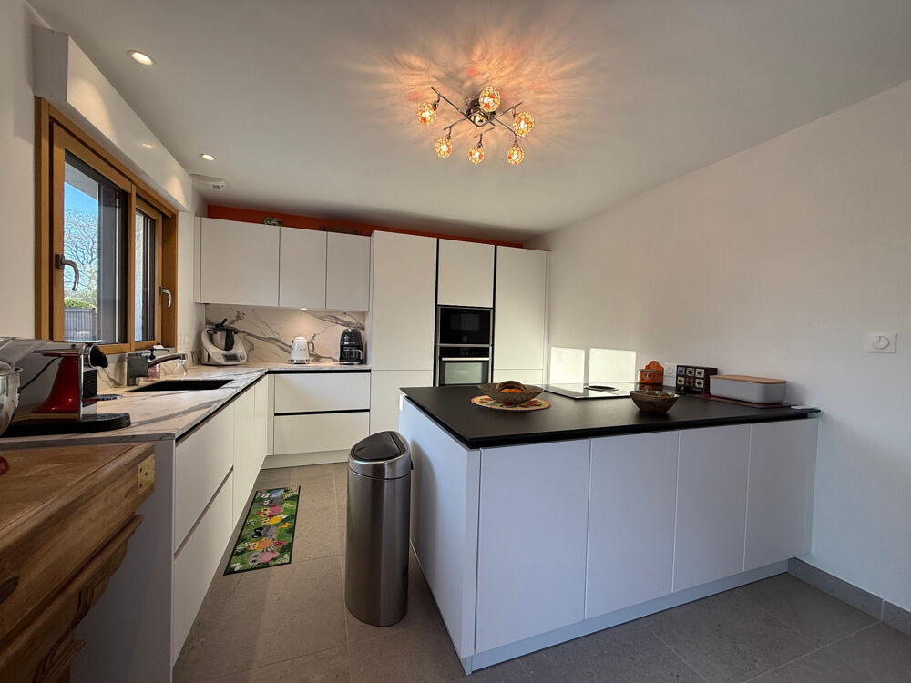 Vente Maison BEGMEIL (29) – Maison familiale rénovée avec prestations modernes, 5 chambres et terrasse plein sud à 700 m de la plage Begmeil