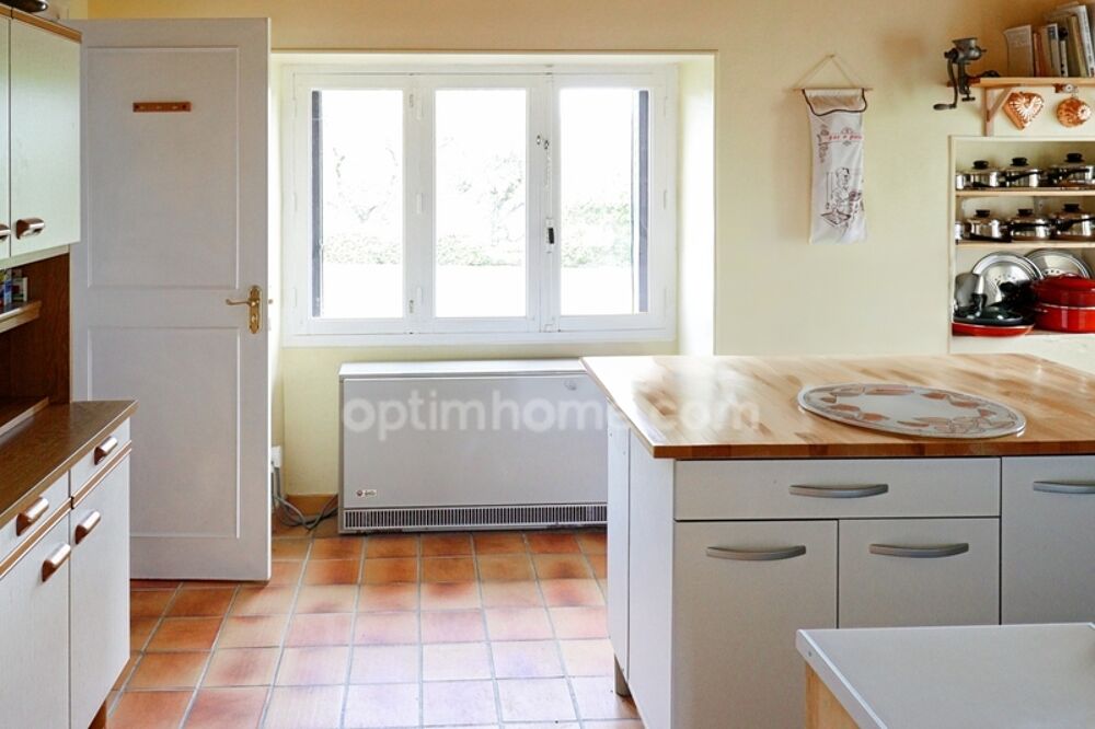 3 MAISONS Plain Pied : Maison 71 m² - GITE avec GARAGE 50 m² - Maison 40 m² + GRANGE 55 m² sur TERRAIN de 2450 m²