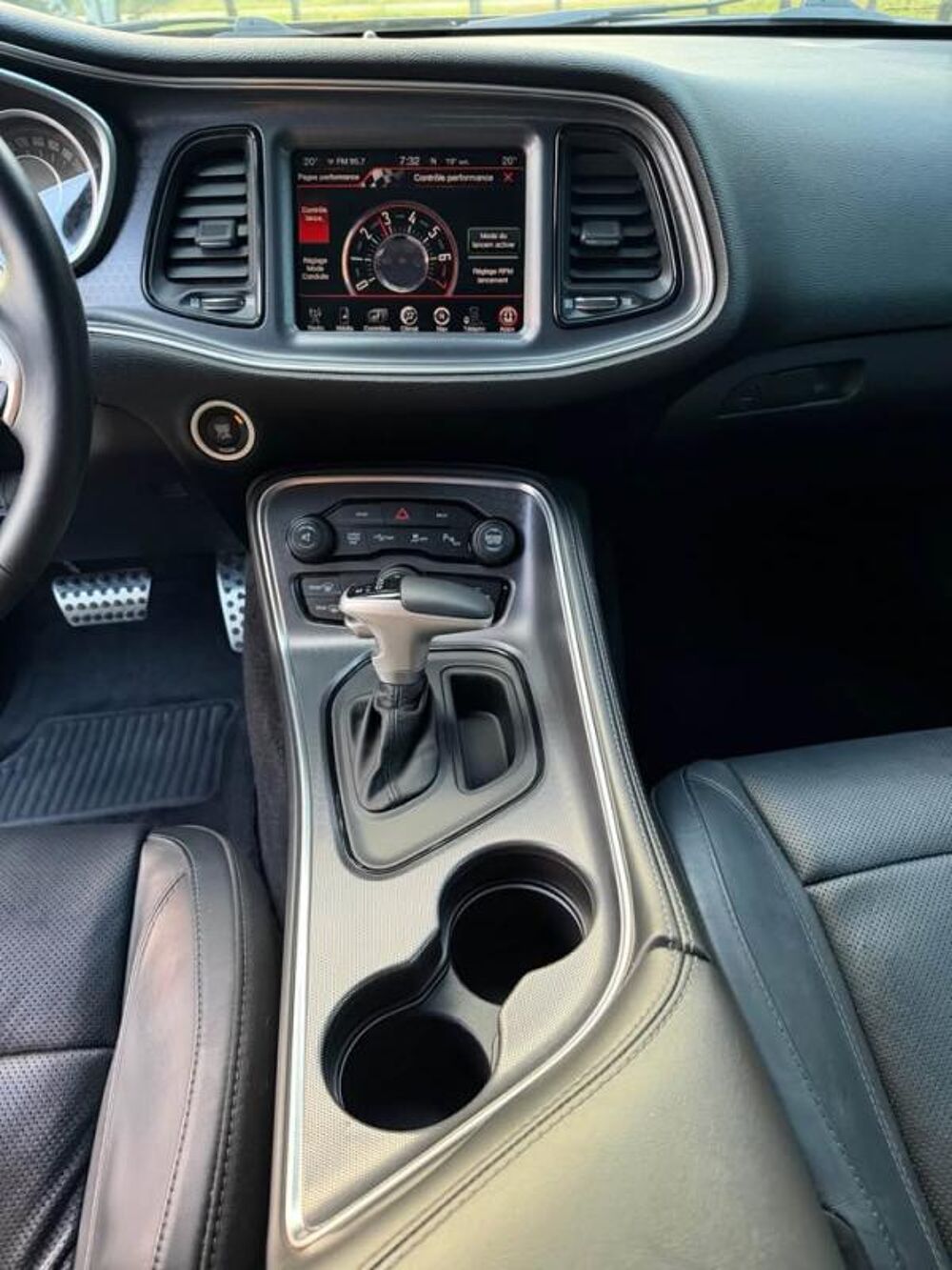 Challenger V8 RT 5,7L HEMI SUPER TRACK PACK 2015 occasion 33300 Bordeaux