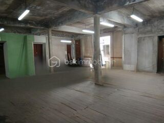  Immeuble à vendre 2 pièces 340 m²