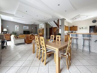  Maison  vendre 10 pices 223 m