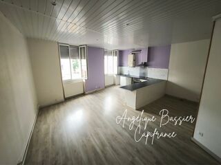  Appartement à louer 3 pièces 66 m²