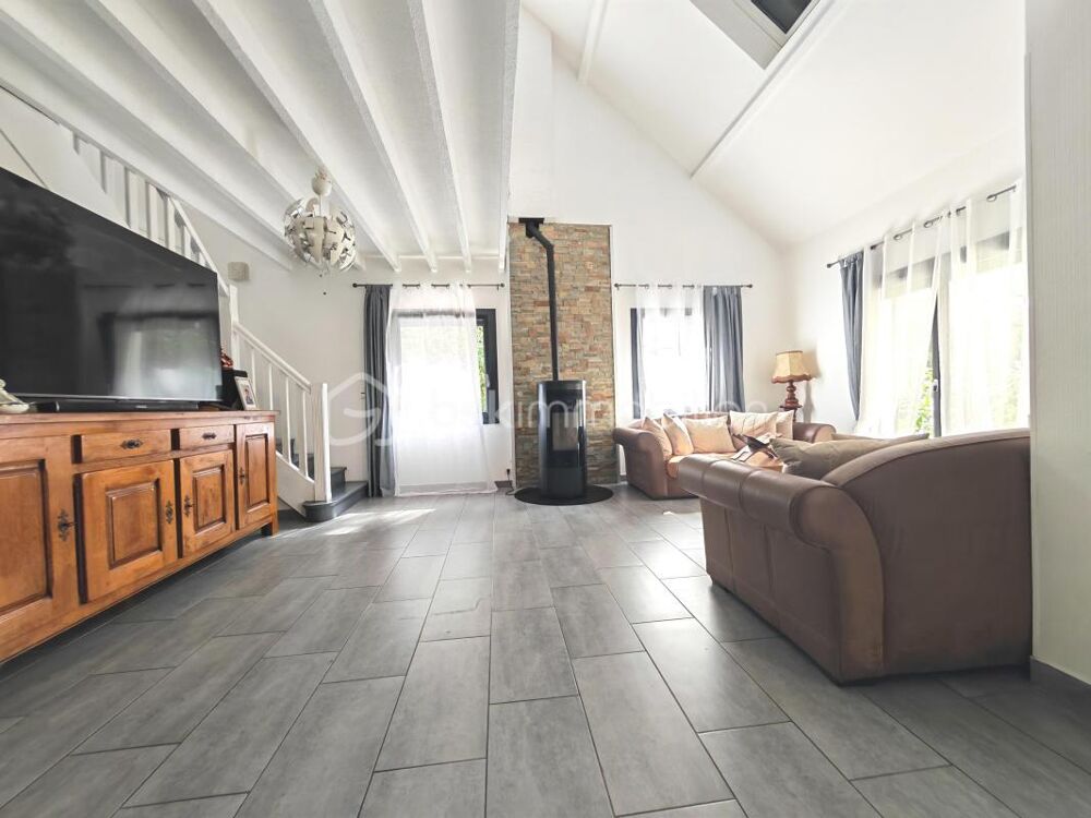 Maison avec accès direct à la forêt
