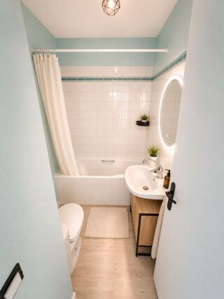  Appartement à louer 4 pièces 70 m²