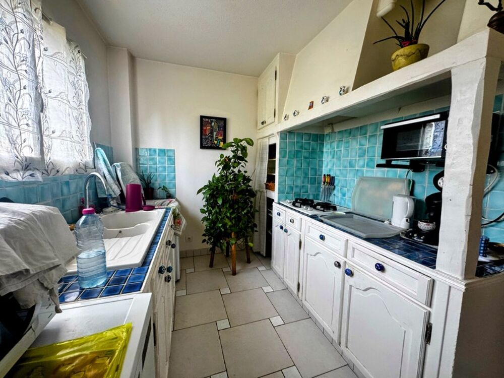Appartement 4 pièces  Dernier étage, lumineux et au calme