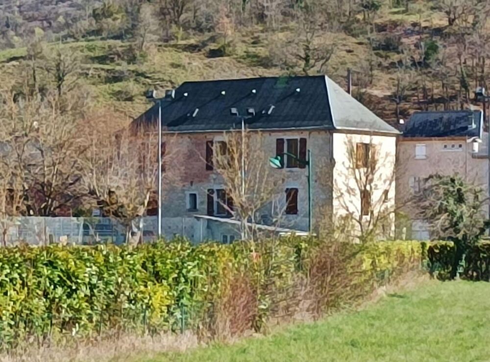Vente Maison Maison ancienne en pierre à vendre Concores