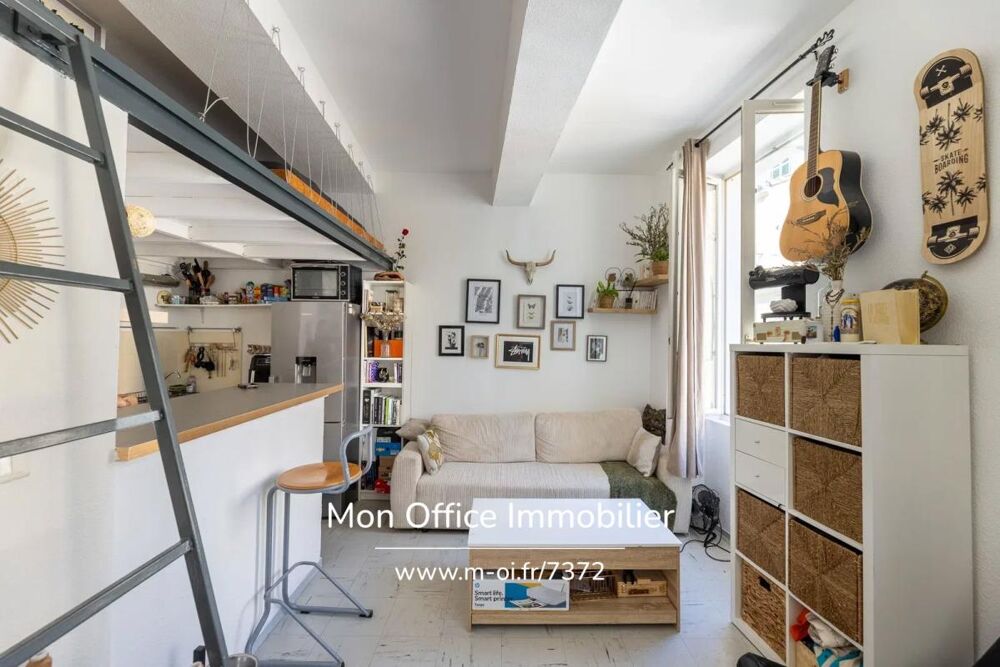 Vente Appartement Référence : 7372-NZW - Appartement 25 m² - centre ville, lumineux, hauteur sous plafond Marseille 1