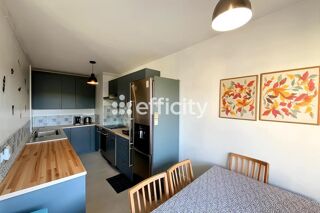  Appartement  vendre 4 pices 77 m