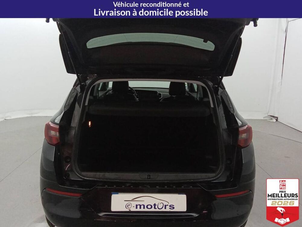 Grandland Diesel 130 BVA8 Elegance 2022 occasion 10150 Lavau
