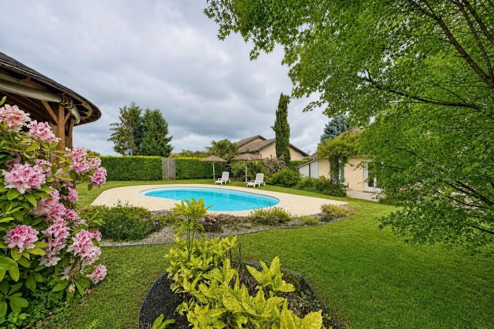 Vente Maison Maison plain-pied avec piscine chauffée, Bois de Cessieu Cessieu