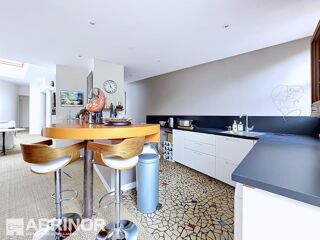  Maison � vendre 5 pi�ces 165 m�