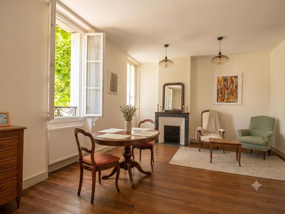 Maison de famille en pierre de caractère 142m² à Bordeaux