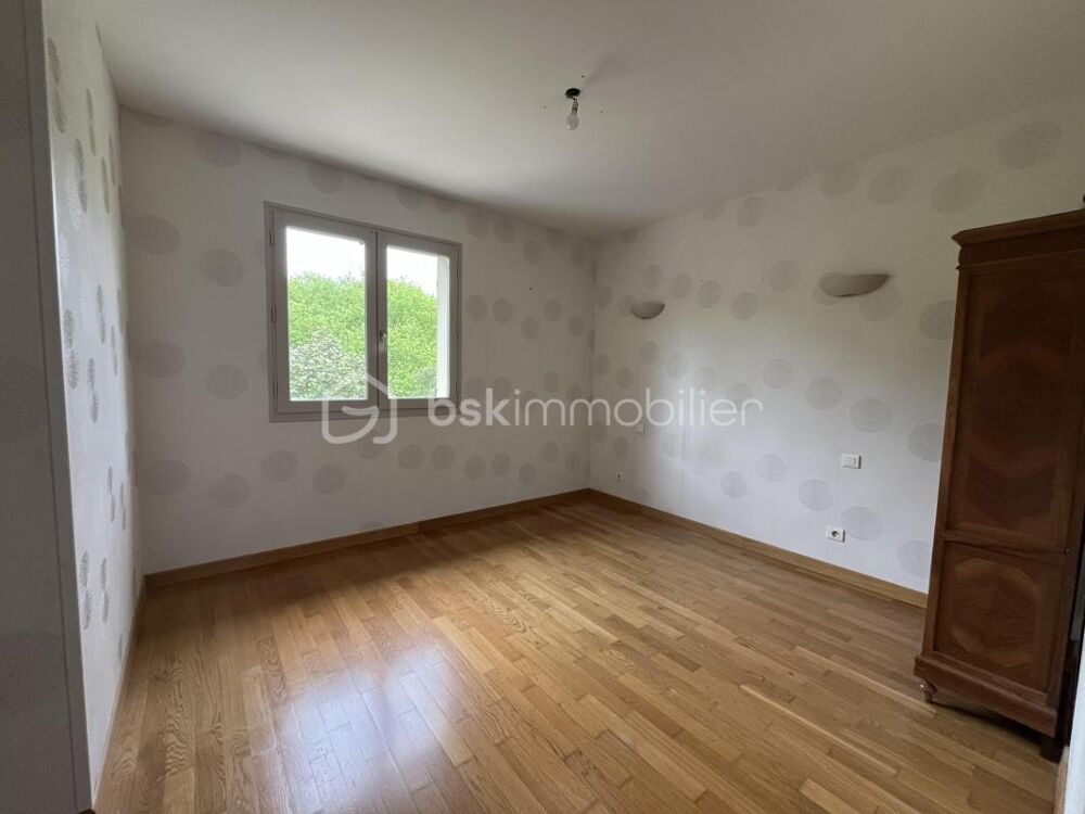 MAISON CONTEMPORAINE SUR SOUS-SOL