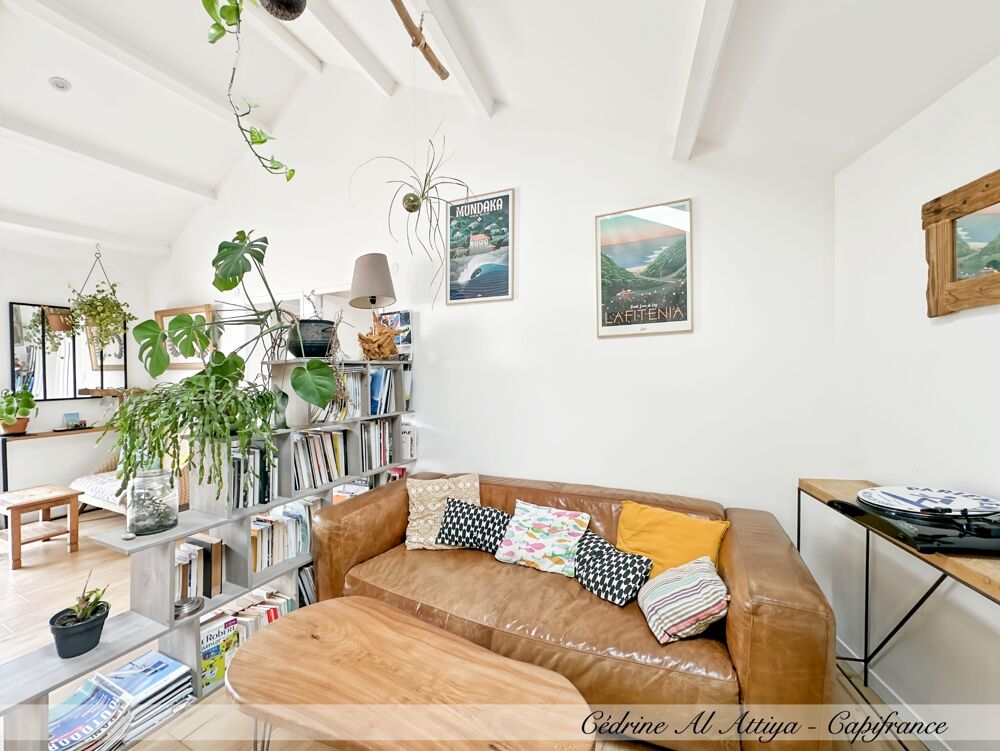 Vente Maison Maison à vendre à La Rochelle, 135 m² de plain-pied, avec jardin, garage et cave La rochelle