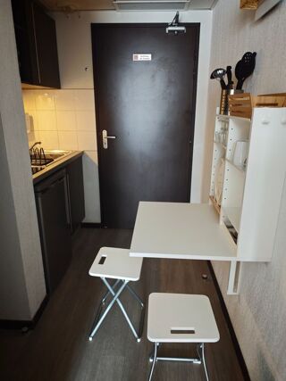  Appartement à louer 1 pièce 18 m²