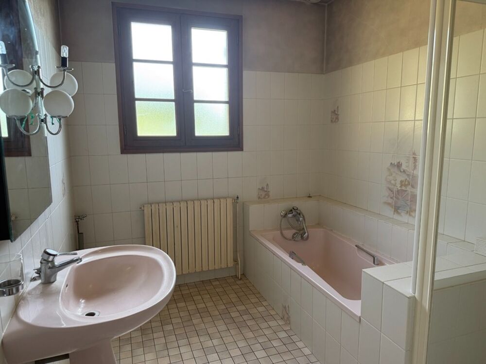 Vente Maison Maison à vendre 8 pièces 194m2 MONT SAINT VINCENT (71) Mont saint vincent