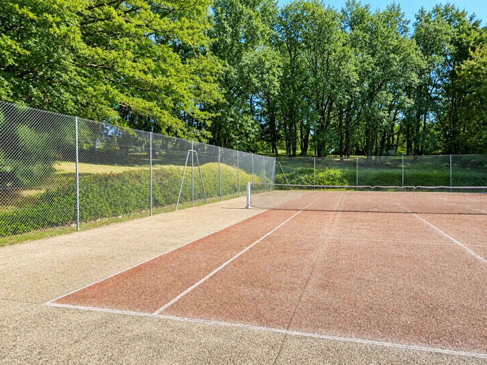 Vente Terrain Terrain constructible Proche Brive , secteur Cressensac , AVEC TERRAIN DE TENNIS Nespouls