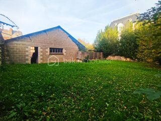 Vente Immeuble Janzé centre-ville – Hangar 160 m² – Projet loft ou logements – Terrain 549 m² Janze