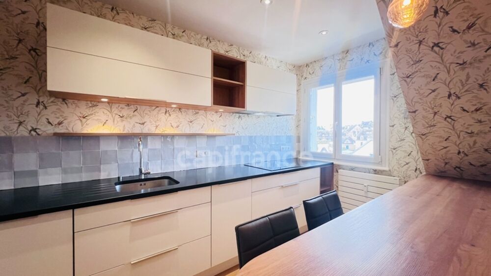 Finistère (29)  À vendre à Quimper hyper-centre, appartement T5 de 101 m² habitable - Parking privé - Cave