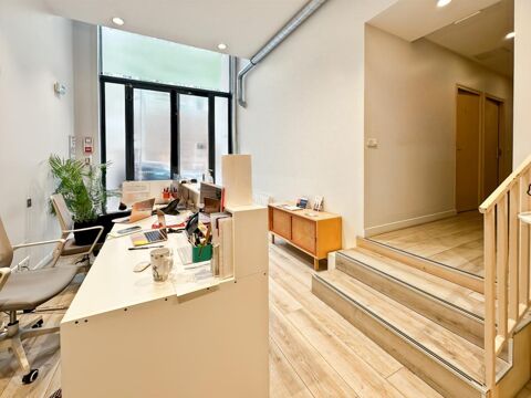 Boutique quartier commer&ccedil;ant &agrave; deux pas de Madeleine 11491 75008 Paris