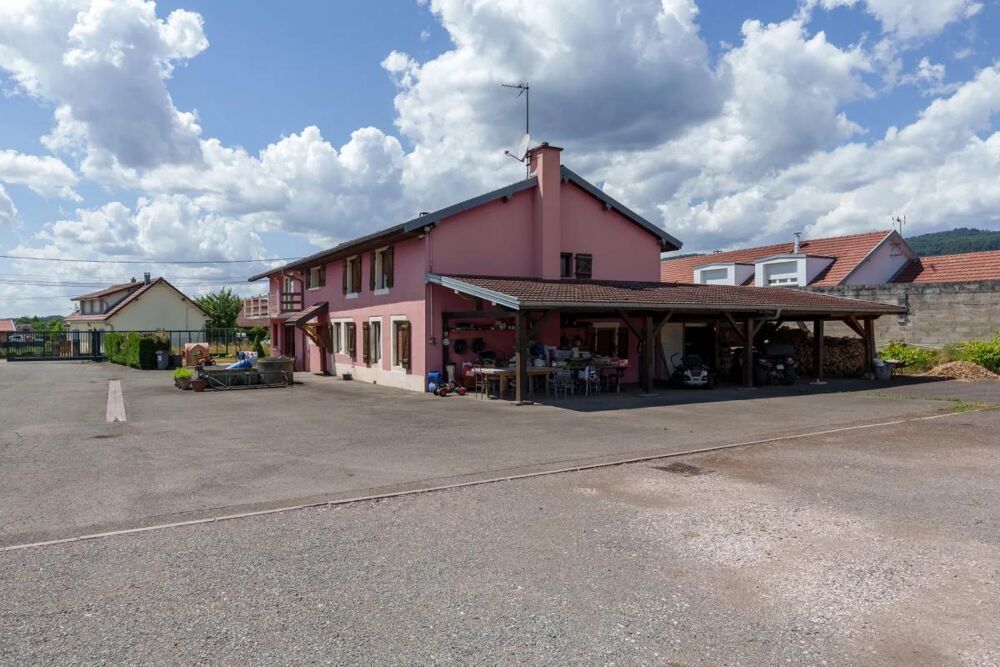 Maison de 7 pièces de 280 m² à Champagney