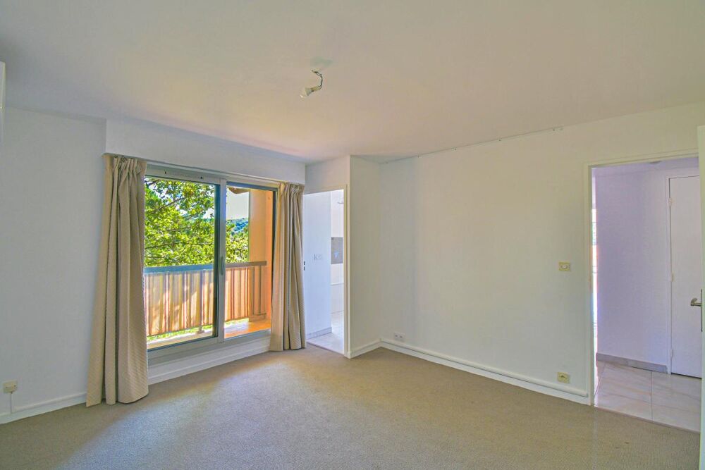 � vendre  Appartement Aix-en-Provence (13100)