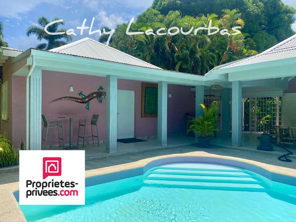 Villa d'architecte au coeur d'un parc paysager, piscine et dépendance - Bouillante,Guadeloupe
