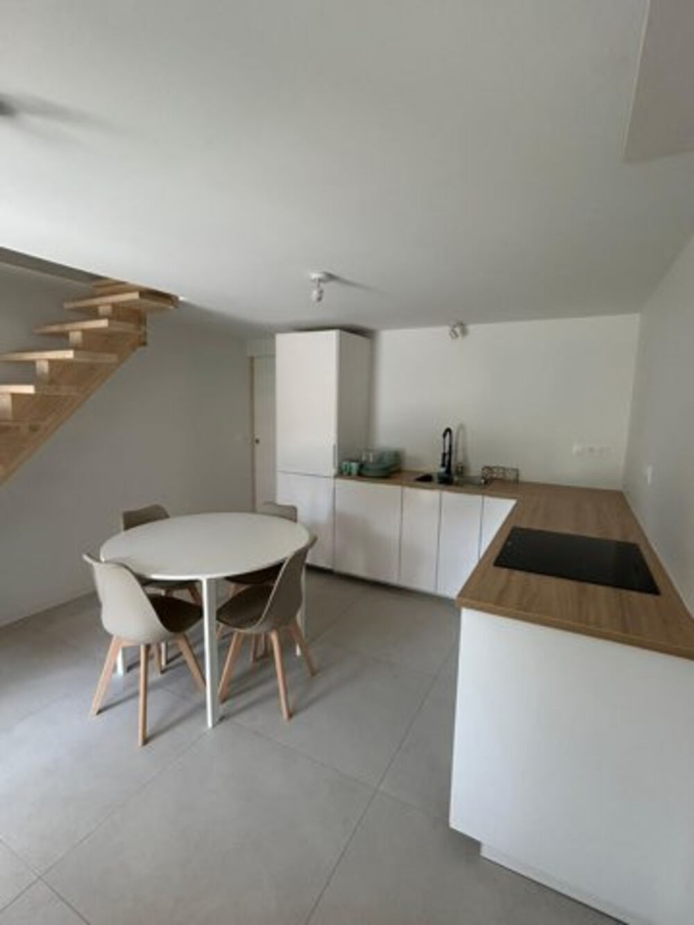Vente Maison Maison à vendre 5 pièces  (73) MAISON DE 58M² - GRANGE A REHABILITER DE 140M² - FORT POTENTIEL Pugny chatenod