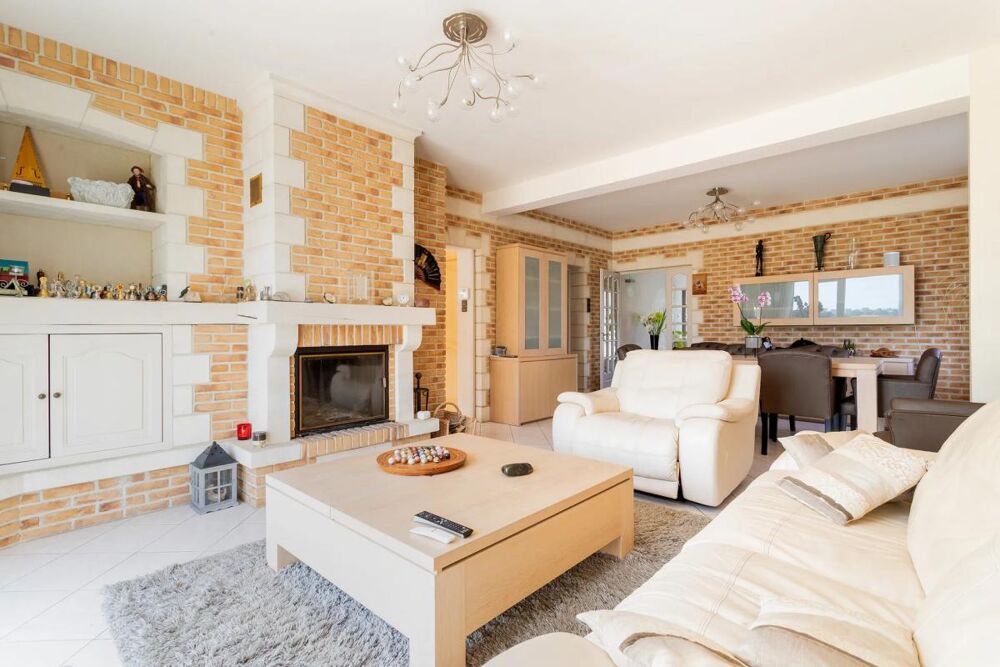 Vente Maison Maison de 7 pièces de 190 m² à Noyelles-lès-Seclin Noyelles les seclin