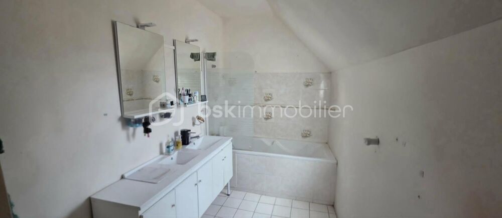 Vente Maison Maison familiale 5 pièces de 100 m² avec jardin Champigny