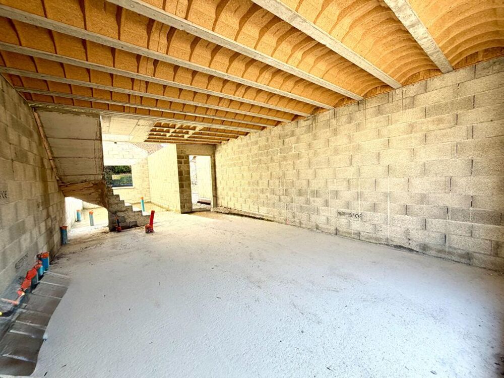 A 10 mn de THONON Villa T4 81 m² jardin 695 m² calme et vue dégagée montagne ( 74200)