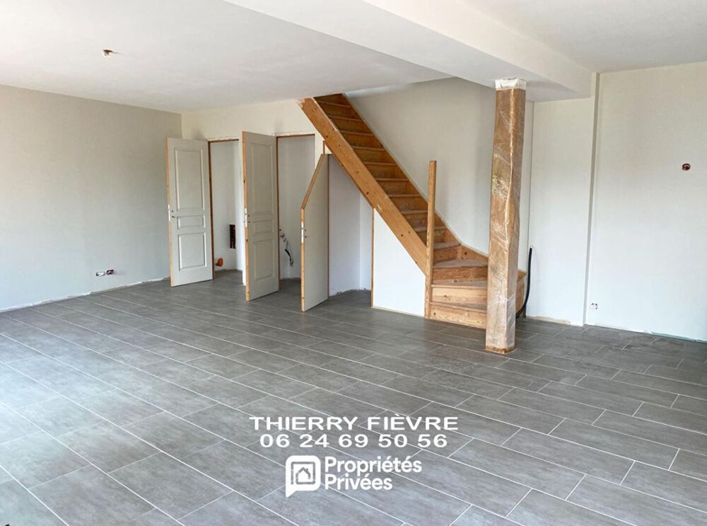 A VENDRE CURÇAY SUR DIVE - ENSEMBLE IMMOBILIER RÉNOVÉ ET À RÉNOVER SUR 1500 M2 DE TERRAIN