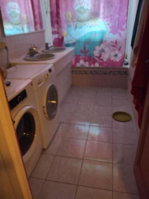  Appartement � louer 1 pi�ce 140 m�