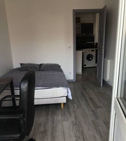  Appartement � louer 5 pi�ces 79 m�