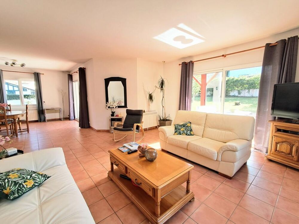 à vendre  Maison Ascain (64310)