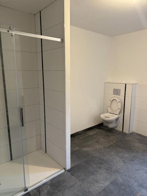  Appartement  louer 4 pices 126 m