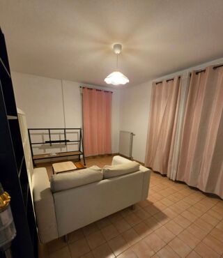  Appartement à louer 1 pièce 34 m²