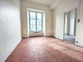  Immeuble à vendre 12 pièces 210 m²