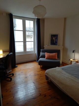  Appartement à louer 2 pièces 40 m²
