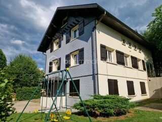  Maison � vendre 12 pi�ces 249 m�