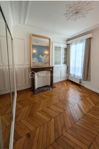 Vente Appartement Élégant 3 pièces entièrement rénové – 57,6 m² – 3? et dernier étage – Calme absolu Paris 17