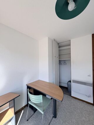  Appartement à louer 1 pièce 18 m²