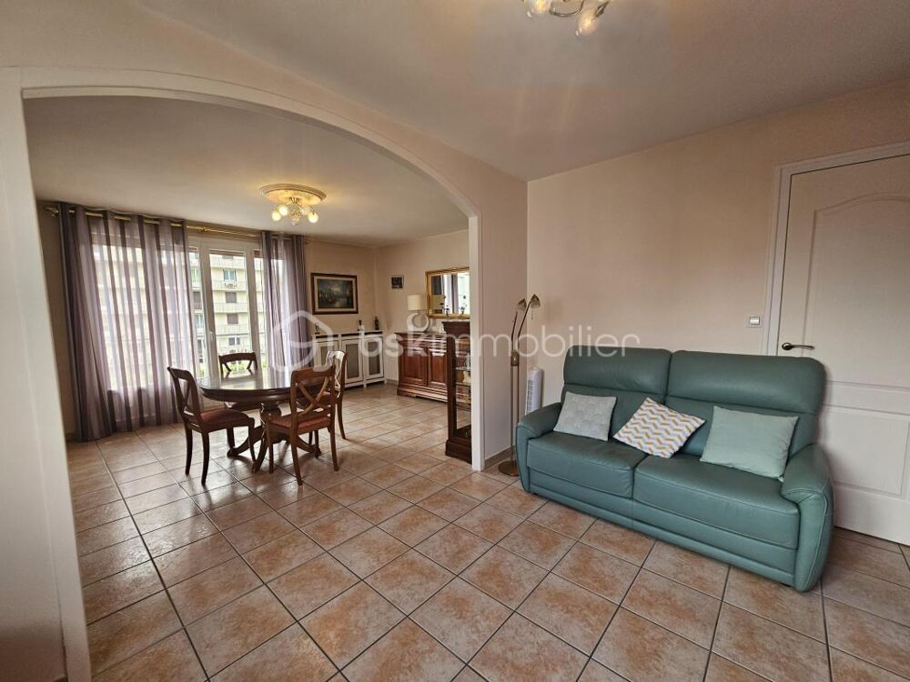 APPARTEMENT T3 SECTEUR DES EAUX CLAIRES