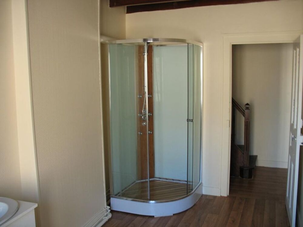 Location Appartement Appartement de 84m2 à louer sur Notre-Dame-de-Cenilly Notre dame de cenilly